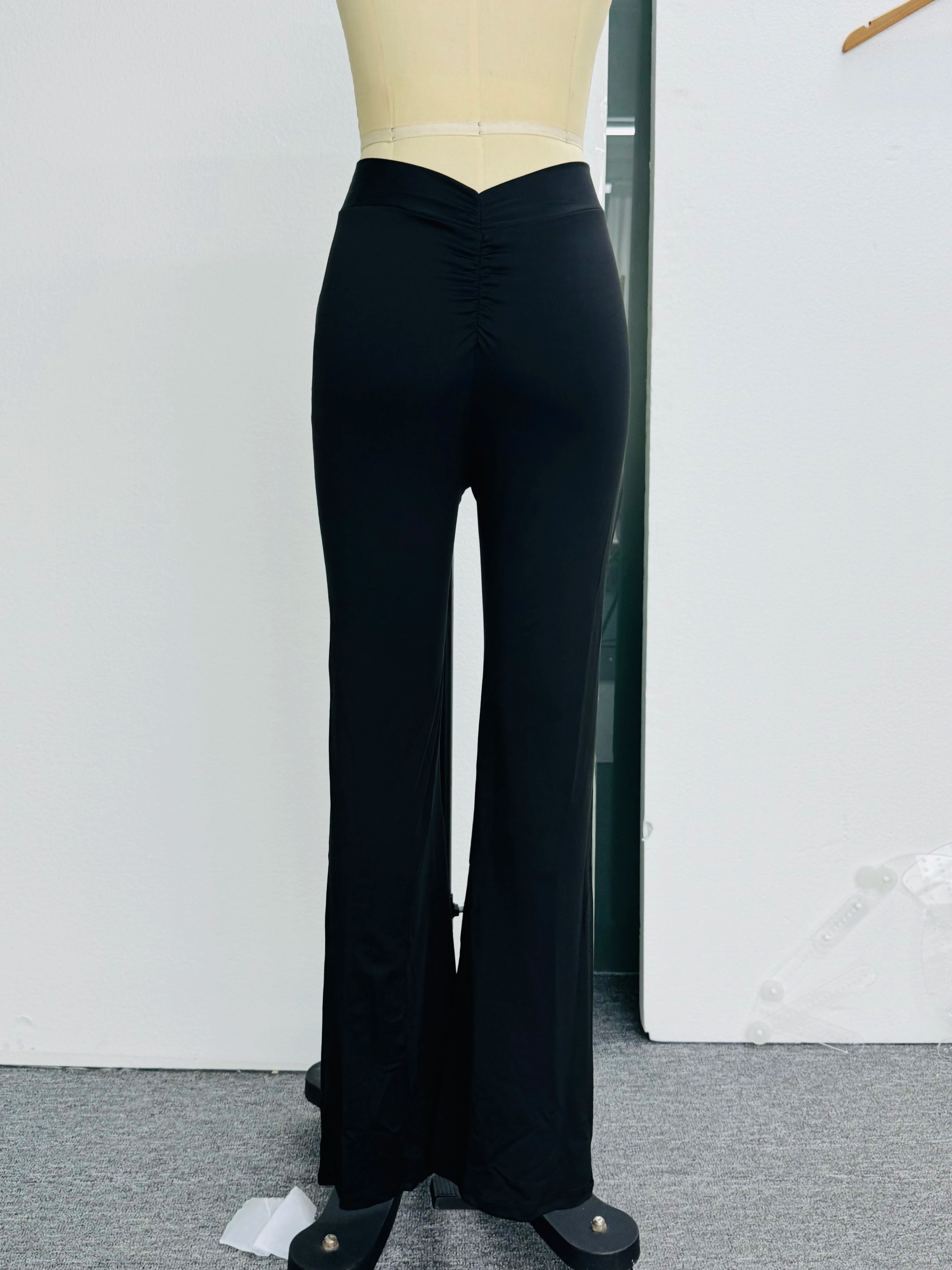 PleatFlare V-Back Pants